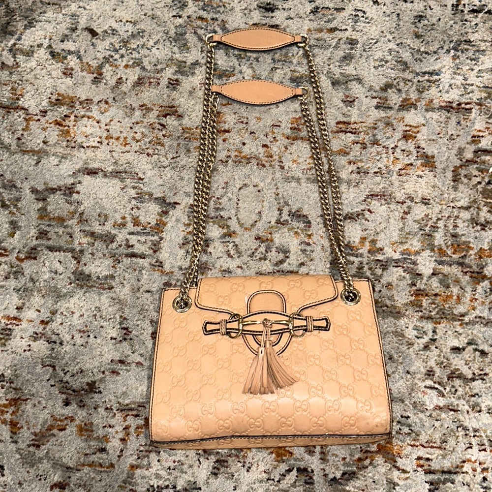 GUCCI
Emily ssima Leather Chain Shoulder Bag Rose Beige 369621